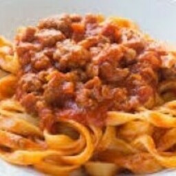 | Primo piatto: Tagliatelle
