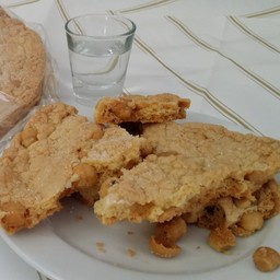 Sbrisolona Grappa e Nocciole