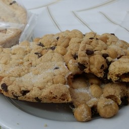 Sbrisolona Gocce di Cioccolato e Nocciole