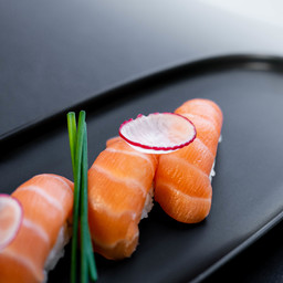 Nigiri Sake