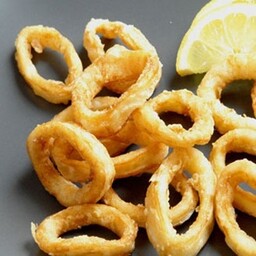 Anelli di calamari alla romana