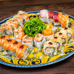 URAMAKI MIX - 24 PEZZI