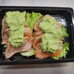 TATAKI SALMONE SPECIALE 8PZ