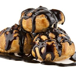 PROFITEROLES