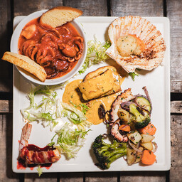 Antipasto caldo di mare