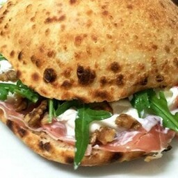 Puccia Caprese