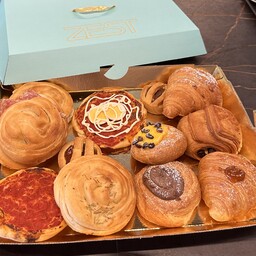 12 prodotti contenenti dolci e salati