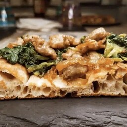 Teglia Bianca Salsiccia e Friarielli