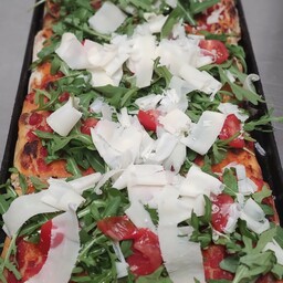 Teglia Rucola e pomodorini