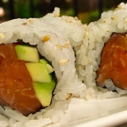 Uramaki salmon  8pz