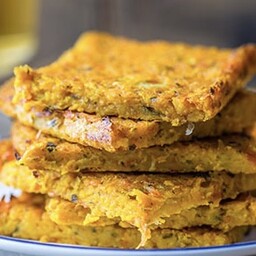 Farifrittata di zucca con pomodorini al salto