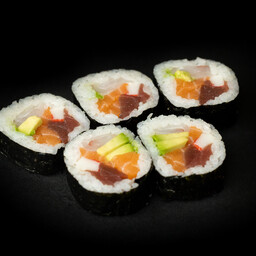 U19. Futo pesce misto (5pz)