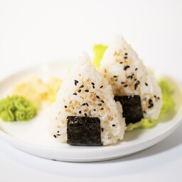 Onigiri Tartara di Salmone Spicy