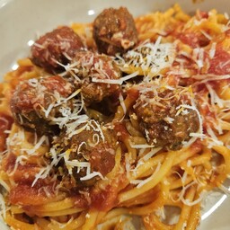 Spaghetti con le polpettine di Nonna Carmela