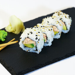 Uramaki Tonno cotto avocado