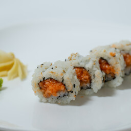 Uramaki Spicy Salmone