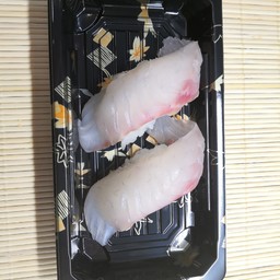 Nigiri con Branzino