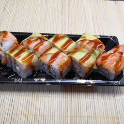 Uramaki Sugo Roll Special