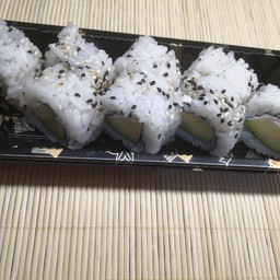 Uramaki Avocado