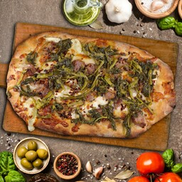 Pinsa SALSICCIA E FRIARIELLI