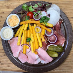 TAGLIERE DEGLI SPECK