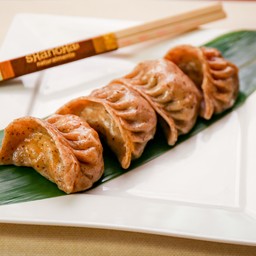 Ravioli al grano saraceno di carne di maiale al vapore (4 pz)