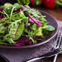 INSALATA D'ACCOMPAGNAMENTO AL MENU PRINCIPALE (NON ORDINABILE SINGOLARMENTE )