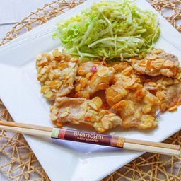 Pollo fritto con mandorle