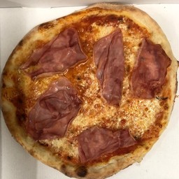 Pizza prosciutto