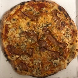 Pizza cacciatore