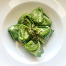 Balanzoni al burro e salvia