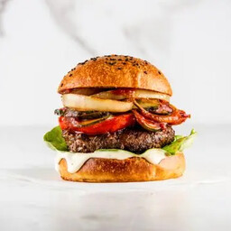 Giga Burger 🍔