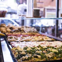 PIZZE ROSSE IN TEGLIA