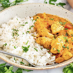 Curry chicken breast and rice