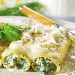 Cannelloni con ricotta e spinaci 