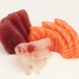 133. Sashimi mix (10 pz)