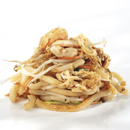 215 YAKI UDON* 