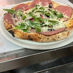 Smoked Beef Pizza