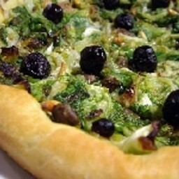 PIZZA SCAROLA E OLIVE 