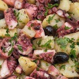 Insalata polpo, patate e olive