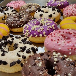 Donuts BIANCO CON COOKIES 