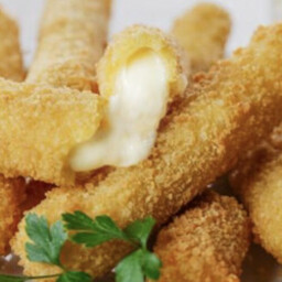 Mozzarella sticks (5)