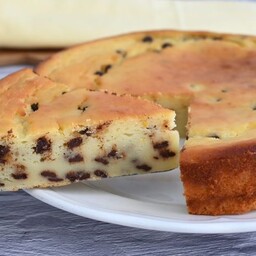 Torta ricotta e gocce di cioccolato. (al pezzo)