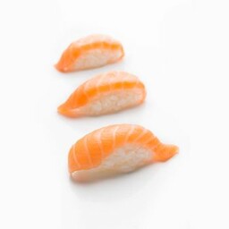 NIGIRI SALMON