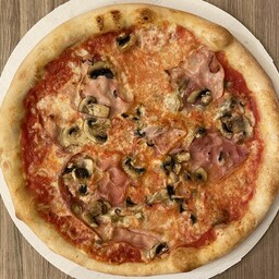 Prosciutto e Funghi