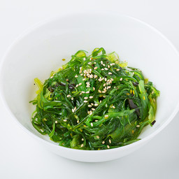 12 - Wakame salad
