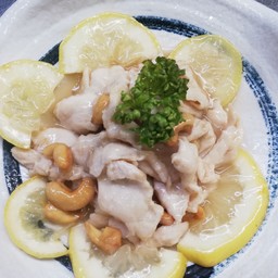 CHICKEN WITH LEMON AND CASHEW