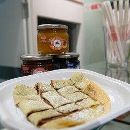 CREPE CON CONFETTURA DI AMARENA