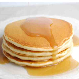 Pancakes con Golden Syrup