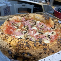 Prosciutto e Funghi